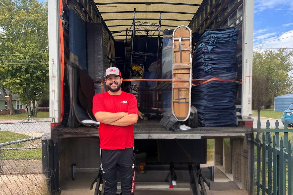 Hunter Hutchcraft — B2 Moving crew photo 2
