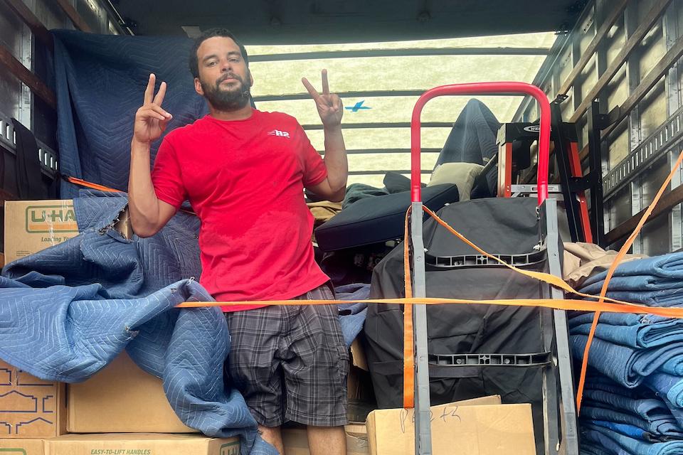 Maurice Moore — B2 Moving crew photo 4
