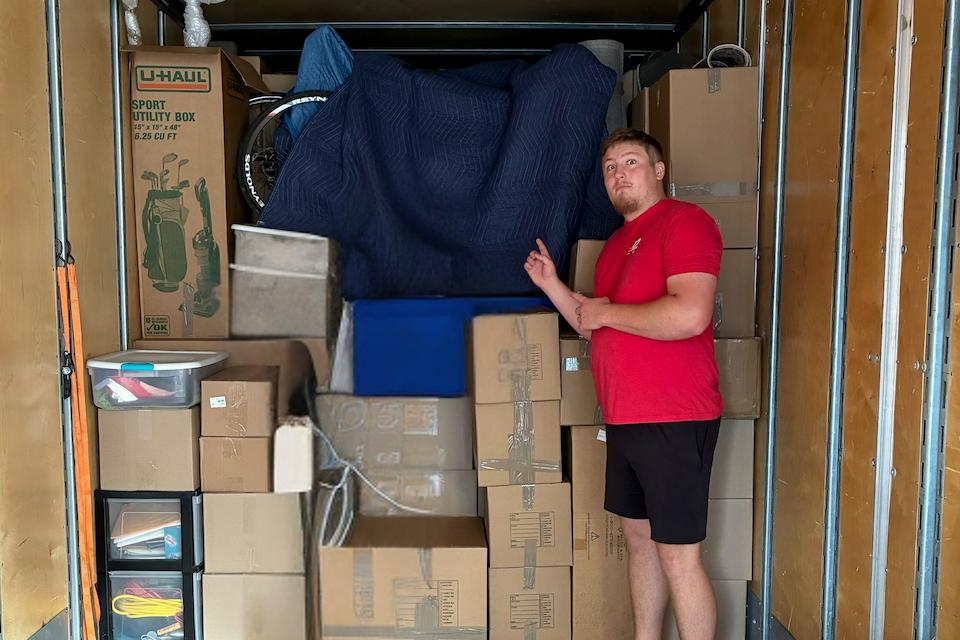 Noah Vining — B2 Moving crew photo 5